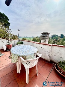 Foto Attico a Pisa Marina di Pisa di 107 m² con 4 locali in vendita