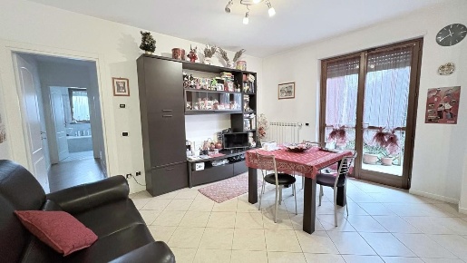 Foto Appartamento a Lucca Montuolo di 70 m² con 4 locali in vendita