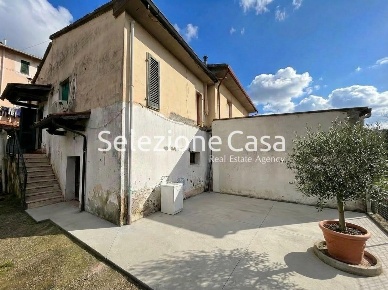 Foto Appartamento a Montopoli in Val d'Arno Centro di 64 m² con 3 locali