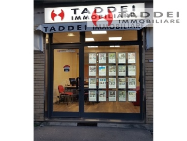 Foto Magazzino in VIA CHARTA, Scandicci Via Pisana di 225 m² con 1 locali