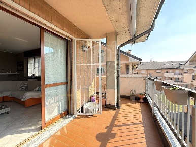 Foto Appartamento in Via Piave, Lodi Vecchio Centro di 130 m² con 4 locali