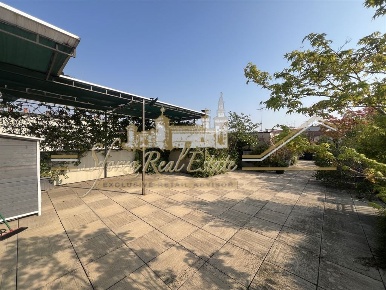 Foto Appartamento in Via Crema, Milano Porta Romana - Medaglie d'Oro