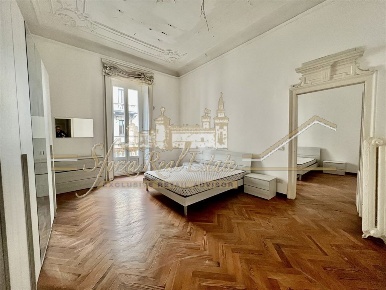 Foto Appartamento in Via Spartaco, Milano Montenero di 169 m² con 4 locali