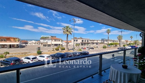 Foto Appartamento in via carducci, Viareggio Lungomare di 180 m² in vendita