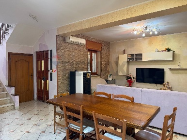 Foto Case semi ndipendenti in VICO 1' Gugliemo Marconi 6, Baranello Centro