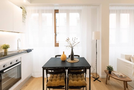 Foto Appartamento in COLUCCIO SALUTATI 7, Milano Vercelli - Wagner di 44 m²