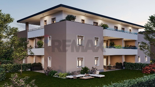 Foto Appartamento in via gramsci, Bernareggio Centro di 143 m² con 4 locali