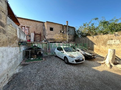 Foto Casa indipendente in via farias, Santa Maria Capua Vetere di 300 m²