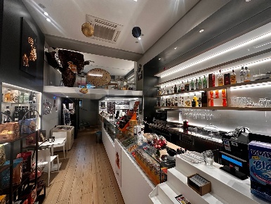 Foto Bar in viale Mellusi 26/A, Benevento Sala, Mellusi di 35 m² in vendita