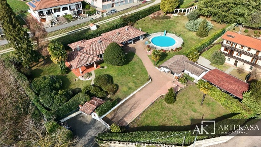 Foto Villa unifamiliare in frazione Gagnano, Borgo Ticino Gagnago di 220 m²