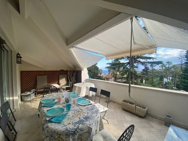 Foto Appartamento in strada solaro 84, Sanremo Solaro di 113 m² in affitto