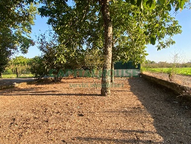 Foto Terreno agricolo in VIA AMBIGNENTE, Striano Centro di 4650 m²