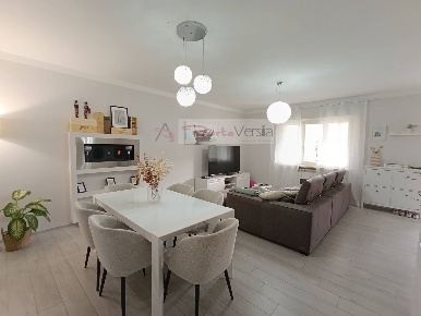 Foto Villa a schiera a Seravezza Vaiana di 220 m² con 11 locali in vendita