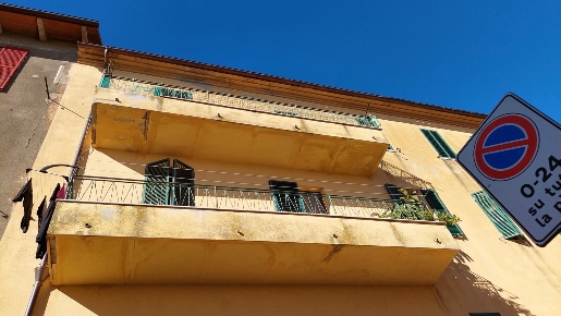 Foto Appartamento in Via Roma 6, Cinigiano Centro di 100 m² con 8 locali