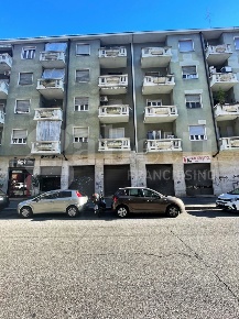 Foto Negozio in Via Pertinace 39, Torino Mirafiori Nord di 170 m²