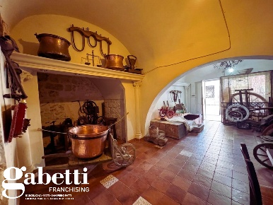 Foto Attività commerciale in Via MEDICI 399, Sant'Agata di Militello Centro