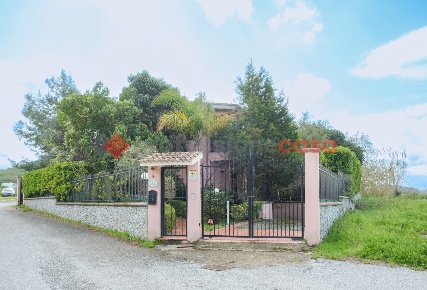 Foto Villa singola in Via Professore Gaetano Martino 36, Centro di 220 m²