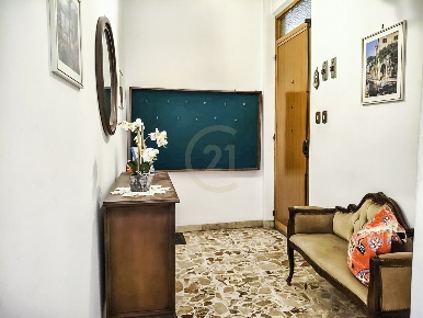 Foto Appartamento in Via Vittorio Sardella 23, Acireale di 127 m²