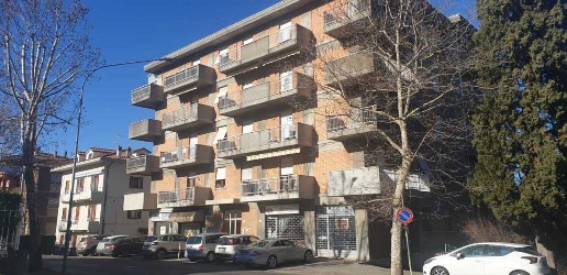 Foto Appartamento a Fornovo di Taro di 133 m² con 6 locali in vendita