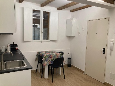 Foto Appartamento in Via degli Angeli, Bologna di 36 m² con 2 locali