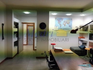 Foto Ufficio a Cesena Torre del Moro - Case Gentili di 142 m² con 4 locali