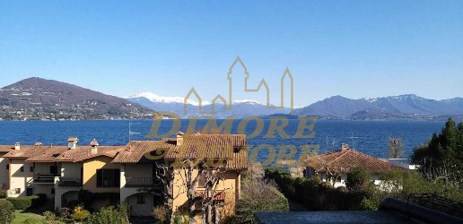 Foto Appartamento in Via Alberto 49, Ranco Centro di 115 m² con 6 locali
