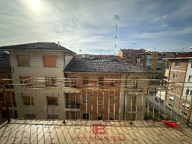 Foto Appartamento a Cuneo Centro Storico di 80 m² con 3 locali in vendita