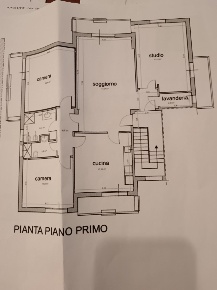 Foto Appartamento a Empoli Centro Storico di 160 m² con 7 locali in vendita