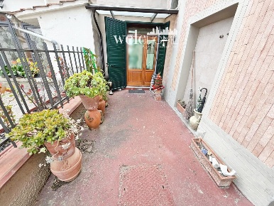 Foto Appartamento a Campi Bisenzio San Martino, San Lorenzo di 63 m²