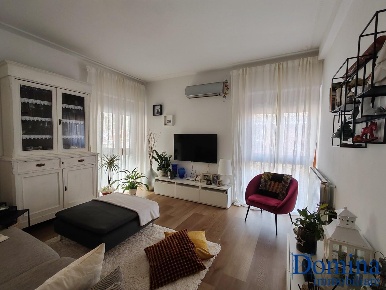 Foto Appartamento a Massa Centro di 90 m² con 4 locali in vendita