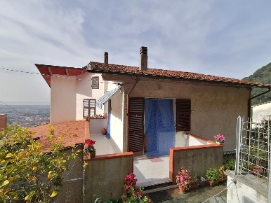 Foto Appartamento a Massa Bergiola - Lavacchio di 78 m² con 4 locali