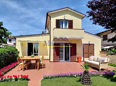 Foto Villa bifamiliare a Cascina Titignano - Visignano di 240 m² in vendita