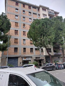 Foto Appartamento in Via Calabria, Bologna Mazzini - Fossolo di 83 m²