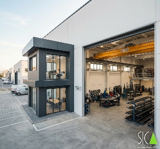 Foto Capannone industriale a Massa di 1190 m² in vendita