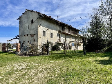 Foto Rustico in Borgata Biarella 32, Dogliani di 450 m² con 16 locali