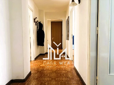 Foto Appartamento a Bolzano Oltrisarco - Aslago con 5 locali in vendita