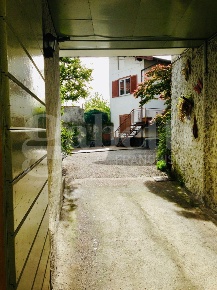 Foto Casa indipendente in Via Rocca 28, Angera Centro di 108 m² in vendita