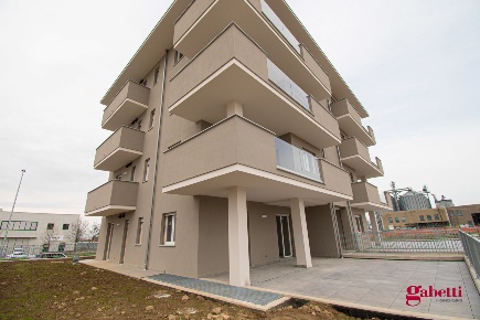 Foto Appartamento in Via Bertoni, Saluzzo di 130 m² con 4 locali in vendita