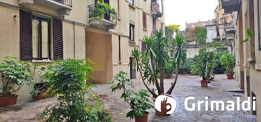 Foto Appartamento in Via Giuseppe Meda 37, Milano Pezzotti - Meda di 60 m²