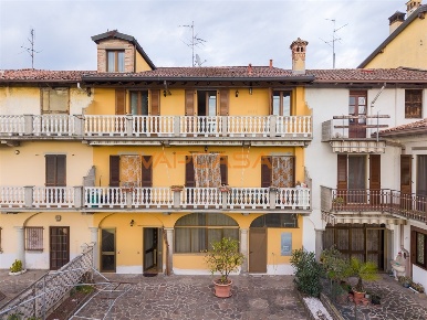 Foto Casa indipendente in VIA MARIENI, Palosco di 223 m² in vendita