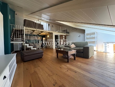 Foto Loft in Viale Baracca, Ravenna Centro Storico di 100 m² con 1 locali