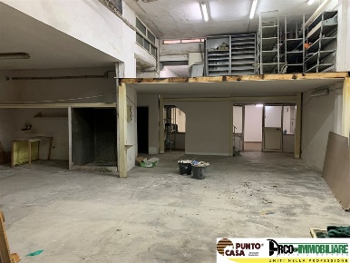 Foto Laboratorio in Via Publio Terenzio, Palermo Sferracavallo - Barcarello