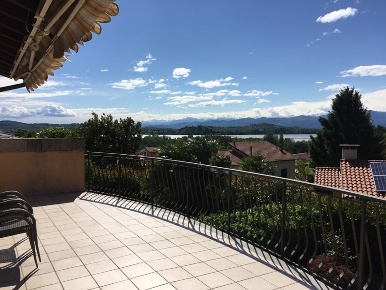 Foto Appartamento in campo dei fiori, Gavirate Centro di 55 m² con 2 locali