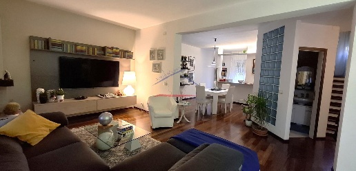 Foto Appartamento a Capolona di 200 m² con 5 locali in vendita