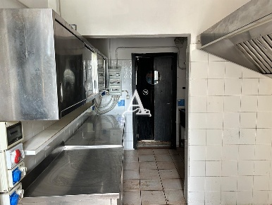 Foto Bar a Isola della Scala Centro di 150 m² con 3 locali in affitto