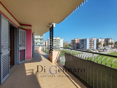 Foto Appartamento in via Verona, Alba Adriatica Centro di 65 m² in vendita