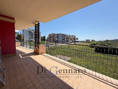 Foto Appartamento in via Verona, Alba Adriatica Centro di 65 m² in vendita