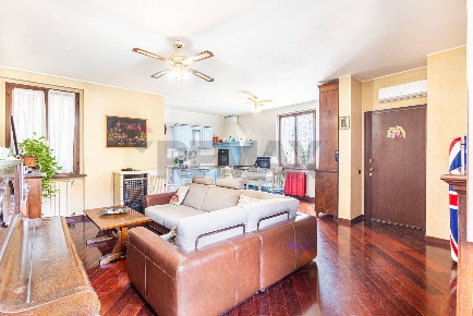 Foto Appartamento in Via G. Garibaldi 1, Carpiano Villaggio Francolino