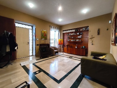Foto Villa unifamiliare a Arzano di 87 m² con 3 locali in vendita