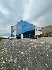 Foto Ufficio in Via Saragat, L'Aquila Pile di 250 m² con 6 locali